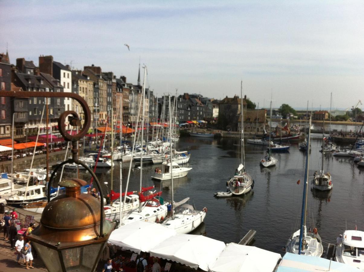 Le Key West Appartement Honfleur Buitenkant foto