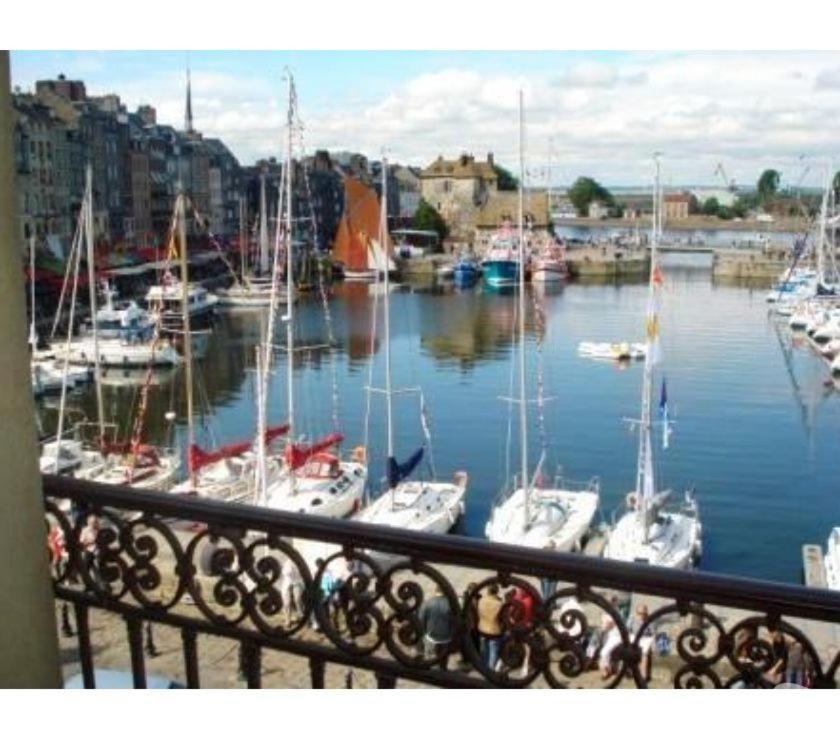 Le Key West Appartement Honfleur Buitenkant foto