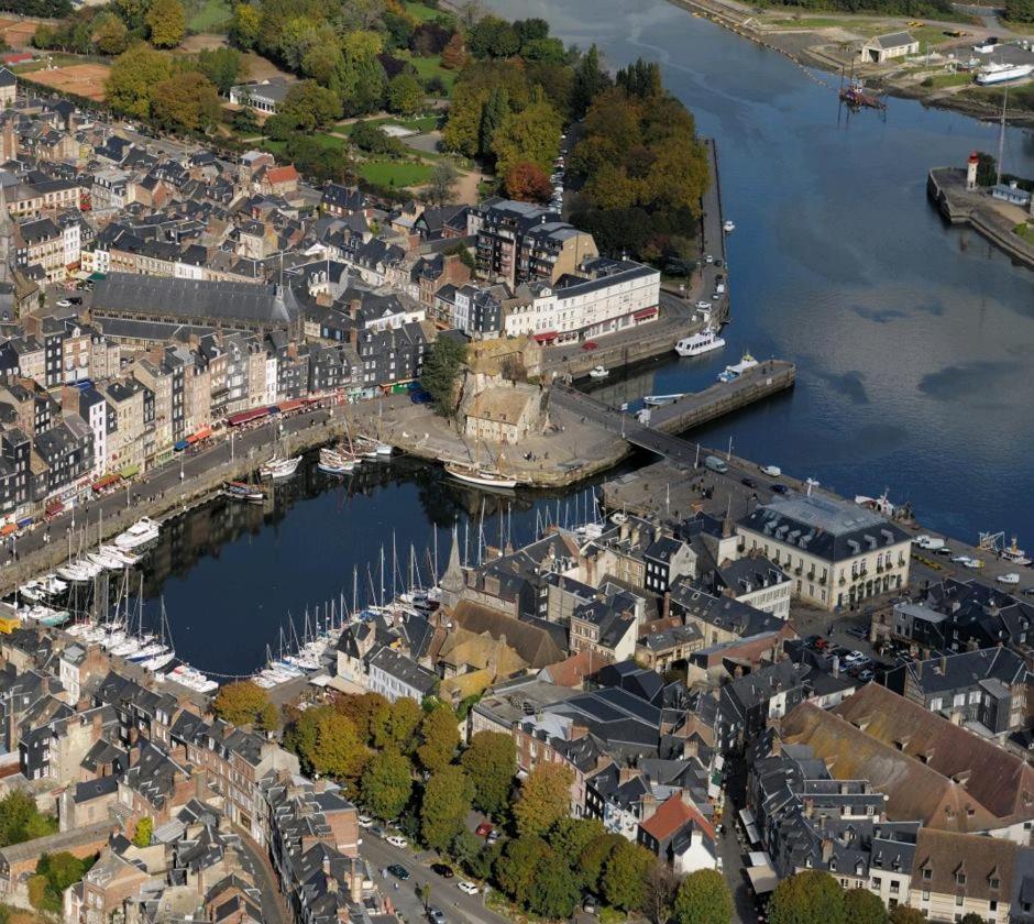 Le Key West Appartement Honfleur Buitenkant foto